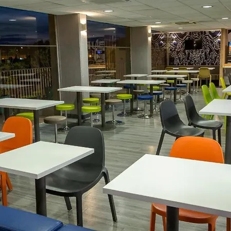 Hotel Ibis Budget St Raphael Centre Et