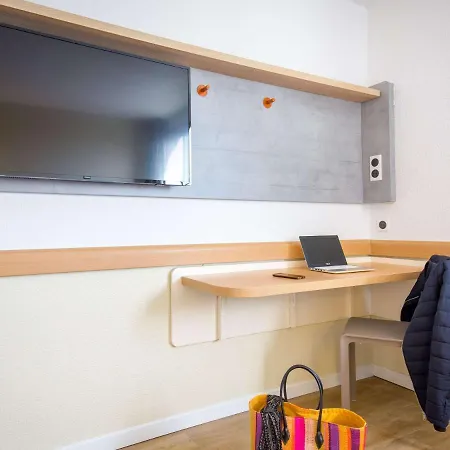 Ibis Budget St Raphael Centre Et Otel
