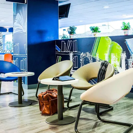 Ibis Budget St Raphael Centre Et Otel Fréjus