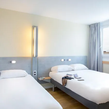 Ibis Budget St Raphael Centre Et Otel Fréjus