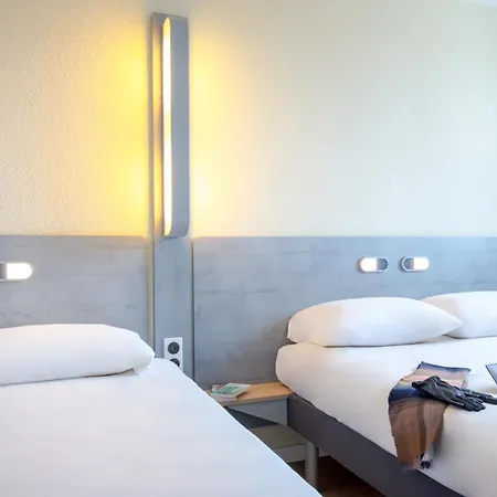 Ibis Budget St Raphael Centre Et 2* Fréjus