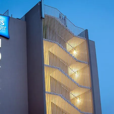 Ibis Budget St Raphael Centre Et Otel